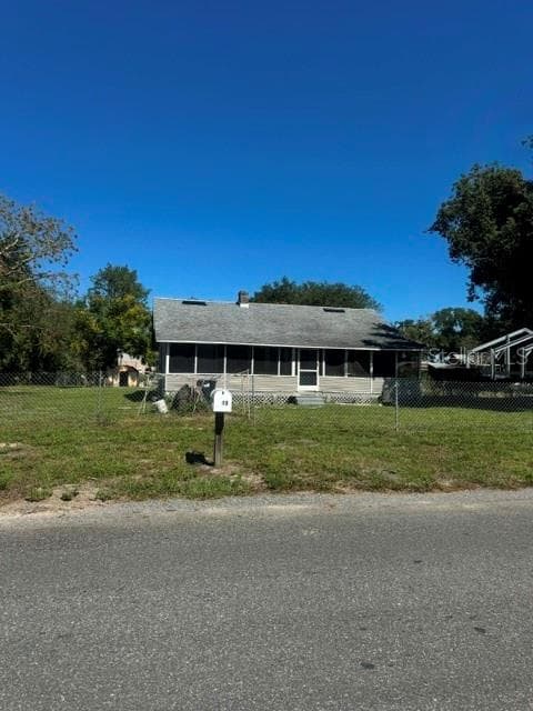 Single Family Residence at 319 W 4TH ST, APOPKA, photo 2 of 25