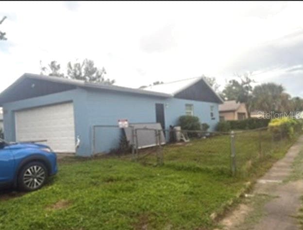 Single Family Residence at 7427 FORDHAM CT, ORLANDO, photo 7 of 28