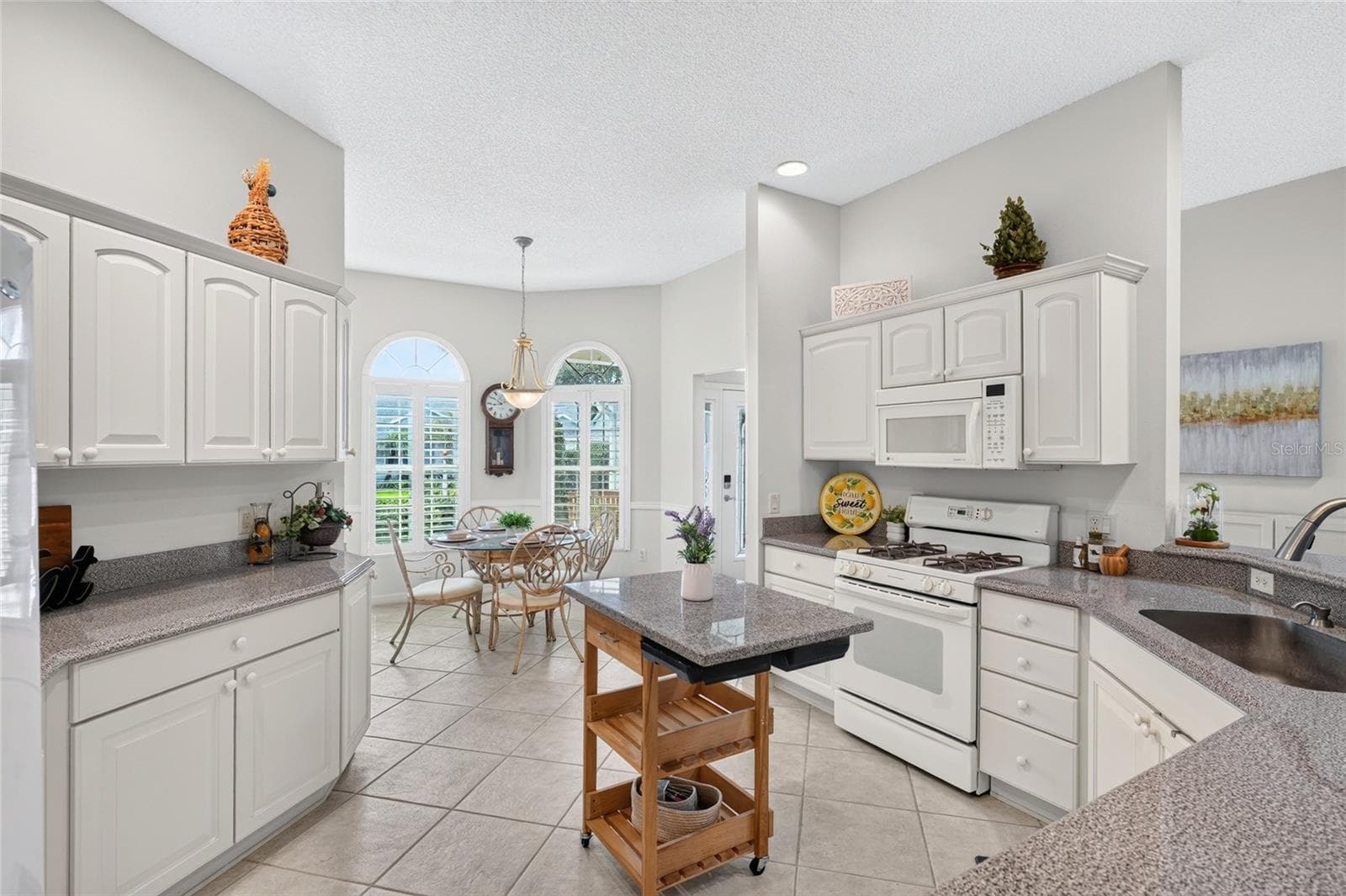 Single Family Residence at 9245 SE 169TH BENTLEY ST, THE VILLAGES, photo 15 of 73