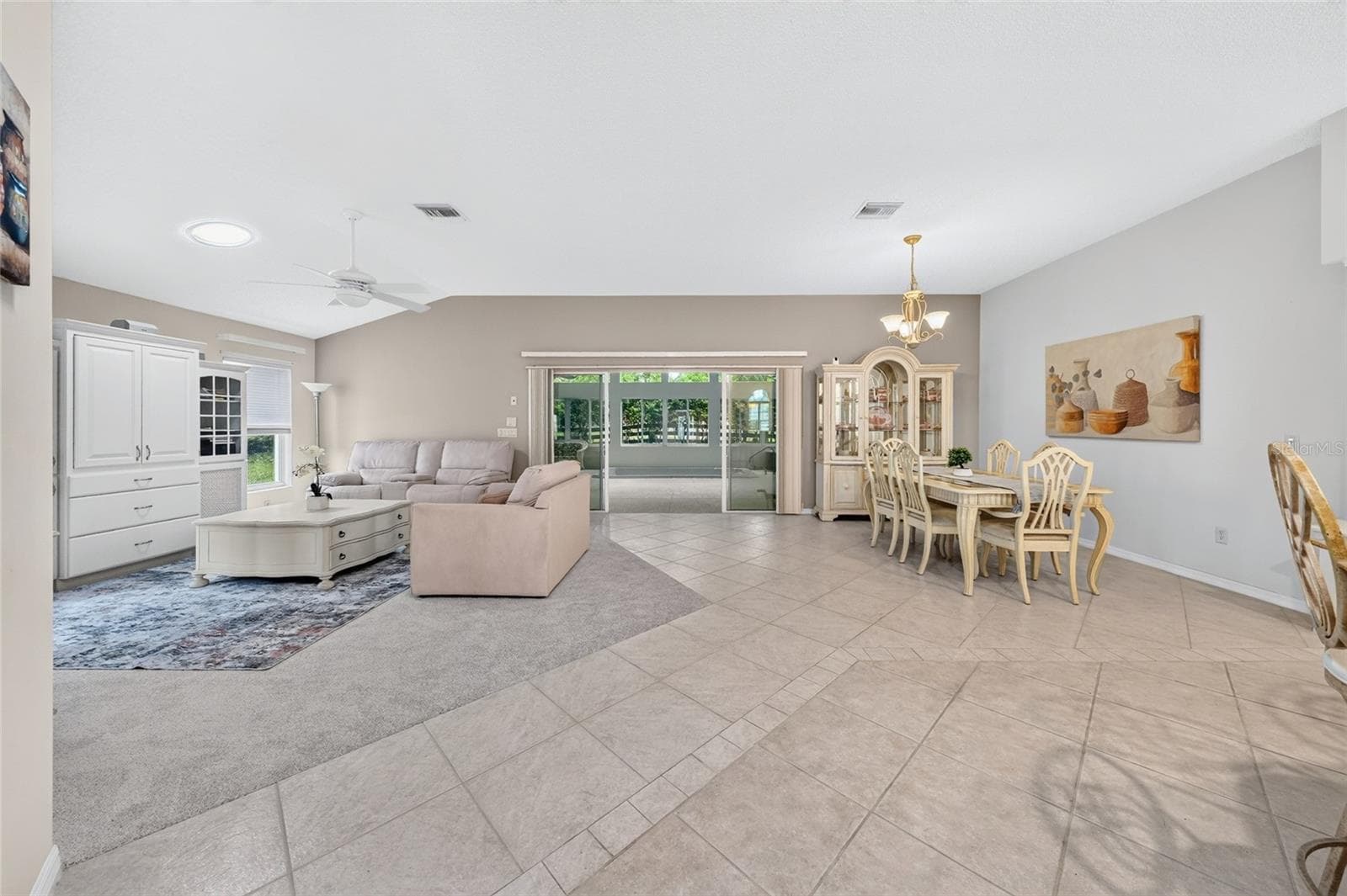 LIVING ROOM / DINING ROOM COMBO - 9245 SE 169TH BENTLEY ST, THE VILLAGES