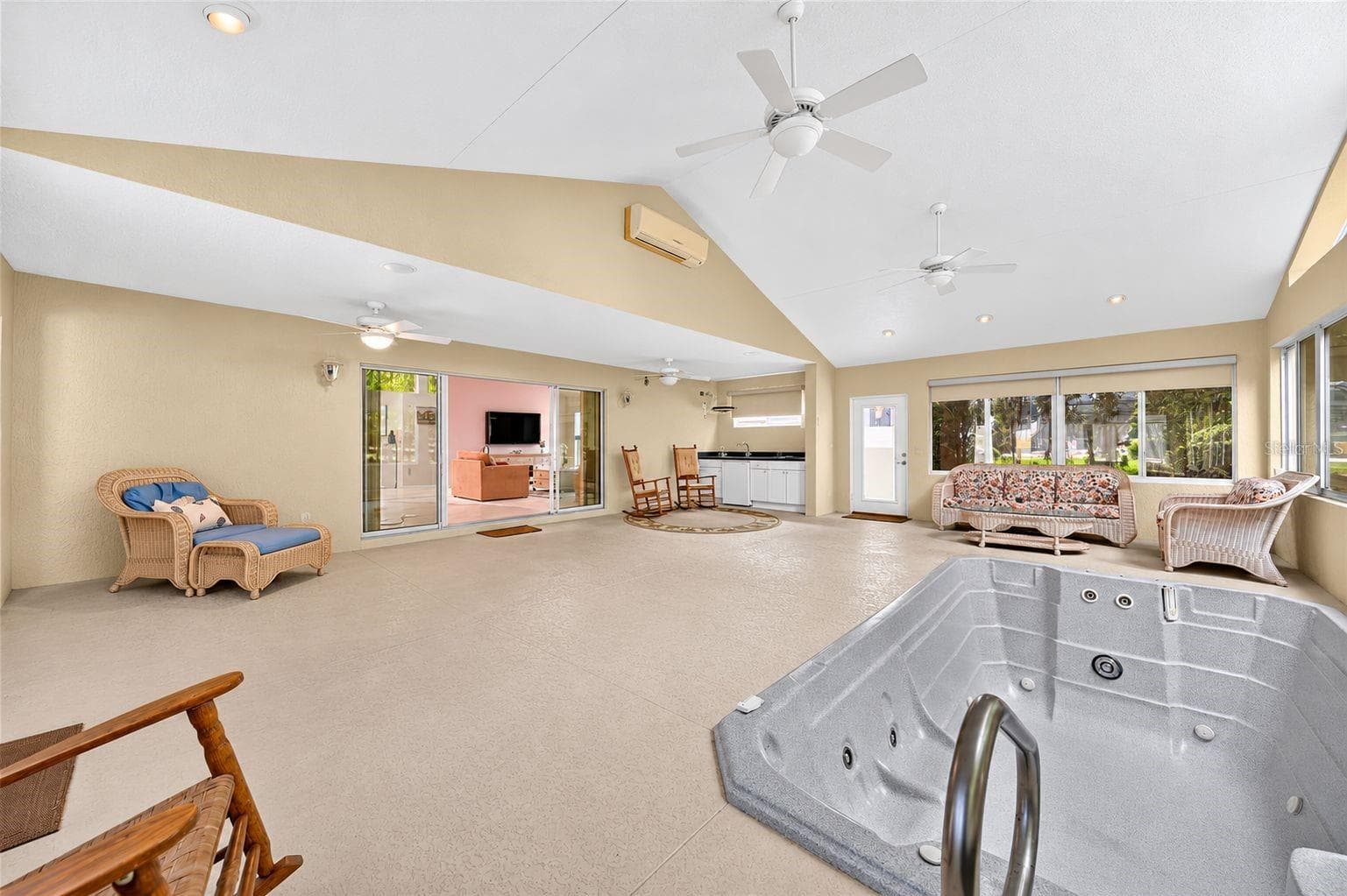 Single Family Residence at 9245 SE 169TH BENTLEY ST, THE VILLAGES, photo 39 of 73