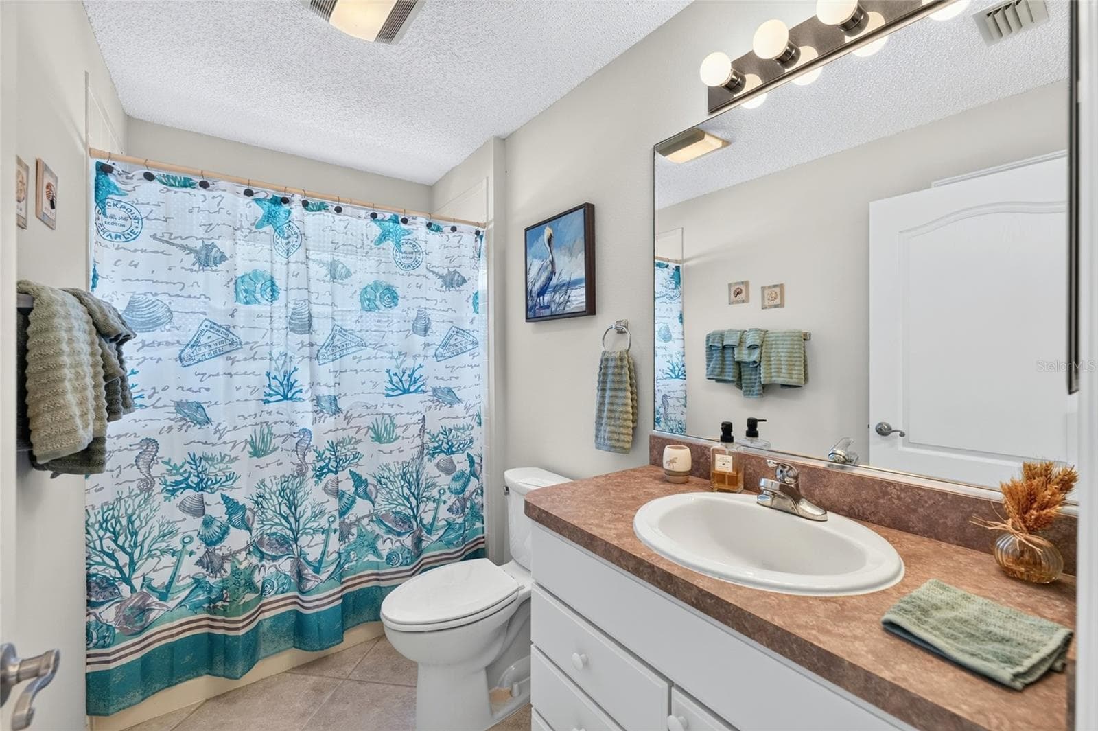 GUEST BATHROOM - 9245 SE 169TH BENTLEY ST, THE VILLAGES