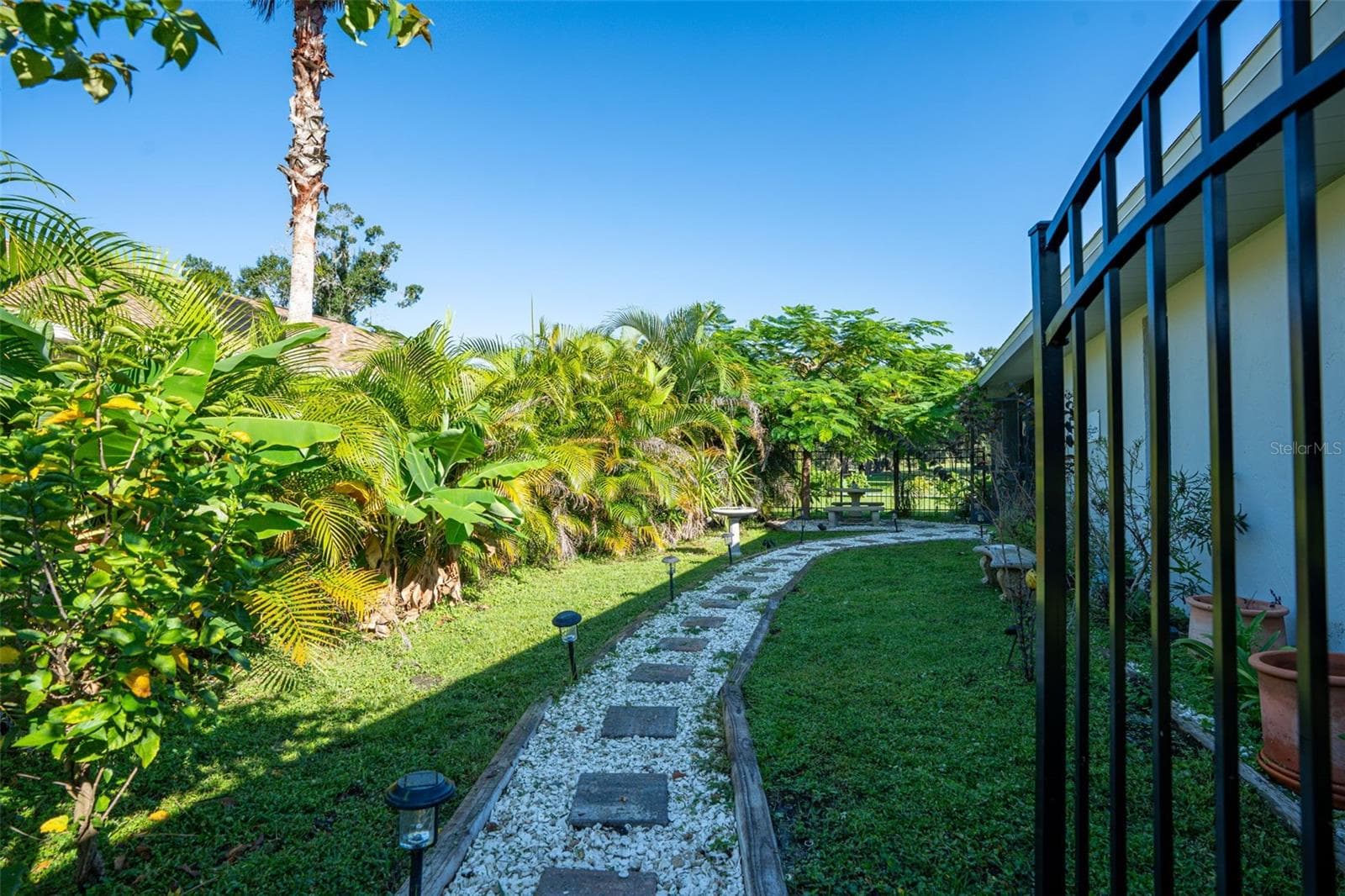 Single Family Residence at 4864 HAWKSHEAD PARK, SARASOTA, photo 37 of 50