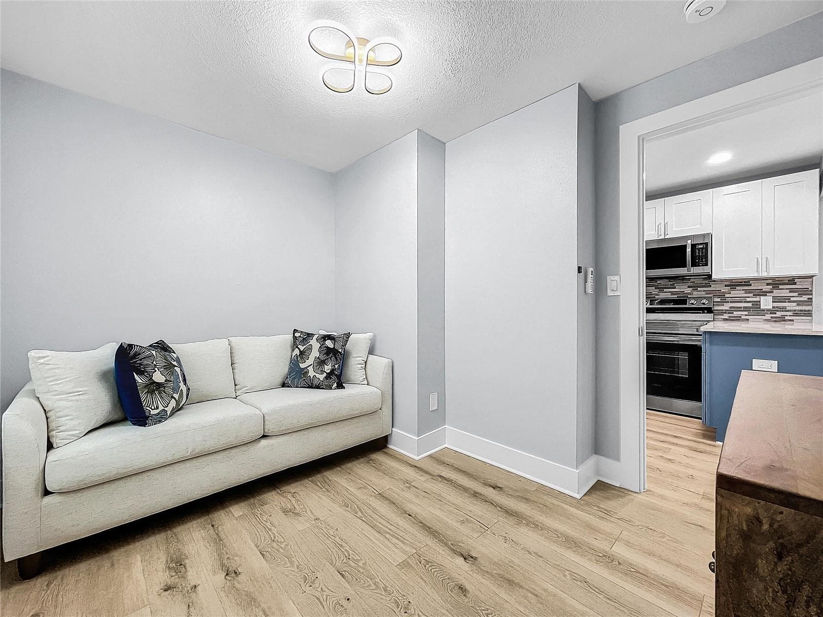 Single Family Residence at 115 90TH AVE, TREASURE ISLAND, photo 17 of 49