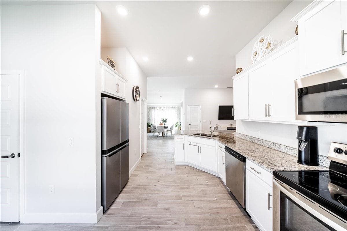 Single Family Residence at 2588 AVERLAND LOOP, NORTH PORT, photo 18 of 52