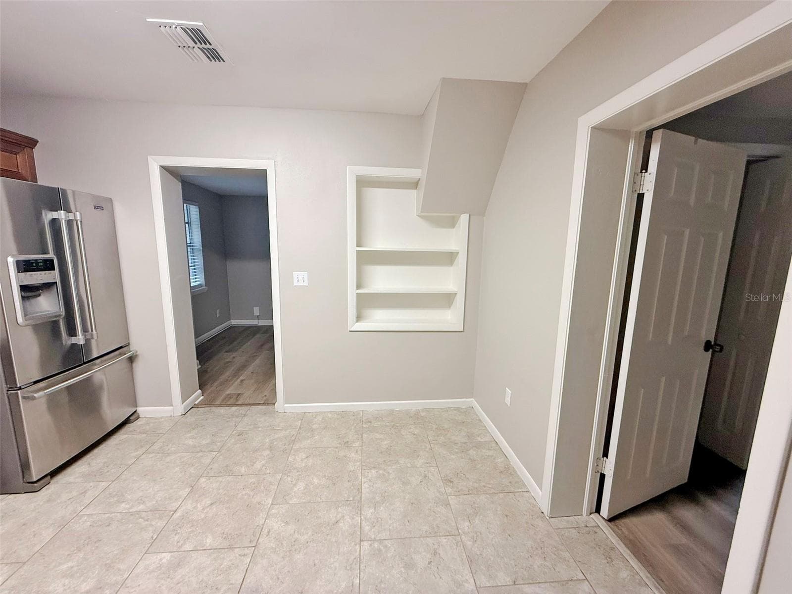 Single Family Residence at 1617 MOCKINGBIRD LN, LAKELAND, photo 7 of 30