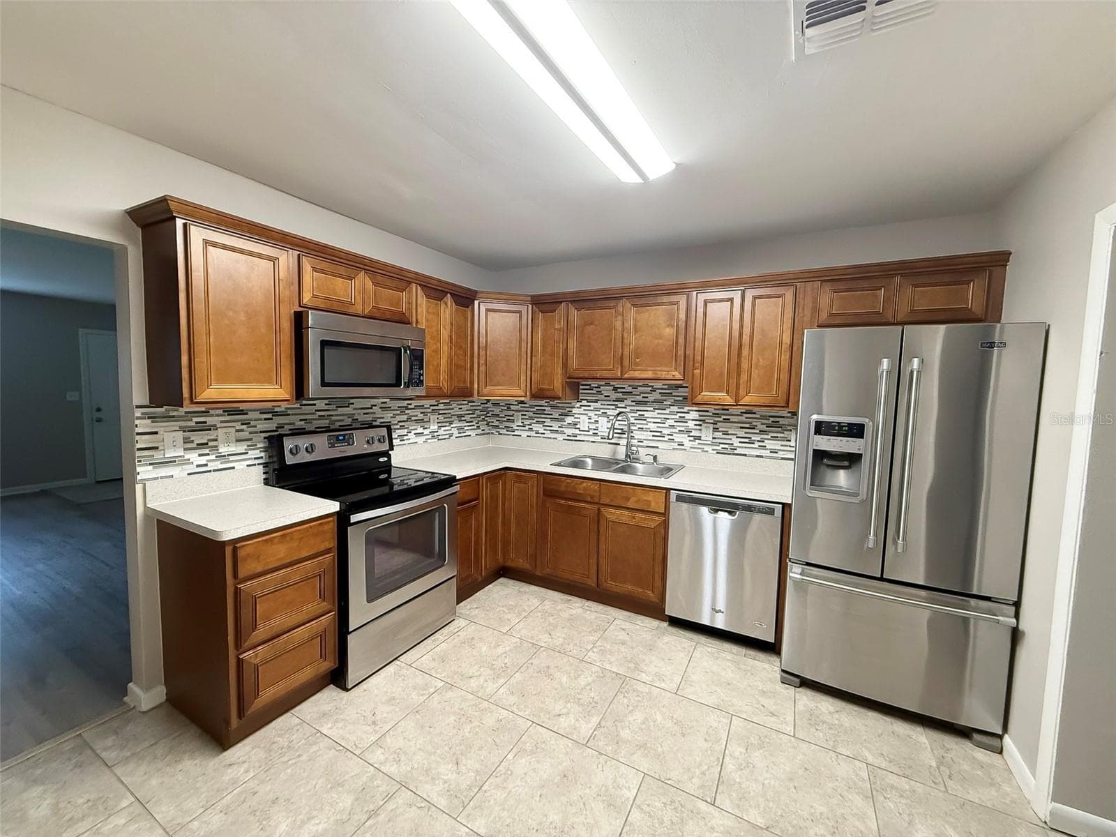 Single Family Residence at 1617 MOCKINGBIRD LN, LAKELAND, photo 8 of 30