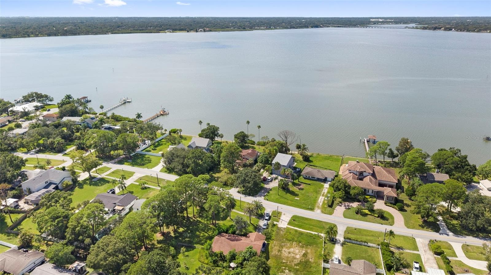 Single Family Residence at 600 SHORE DR E, OLDSMAR, photo 8 of 56