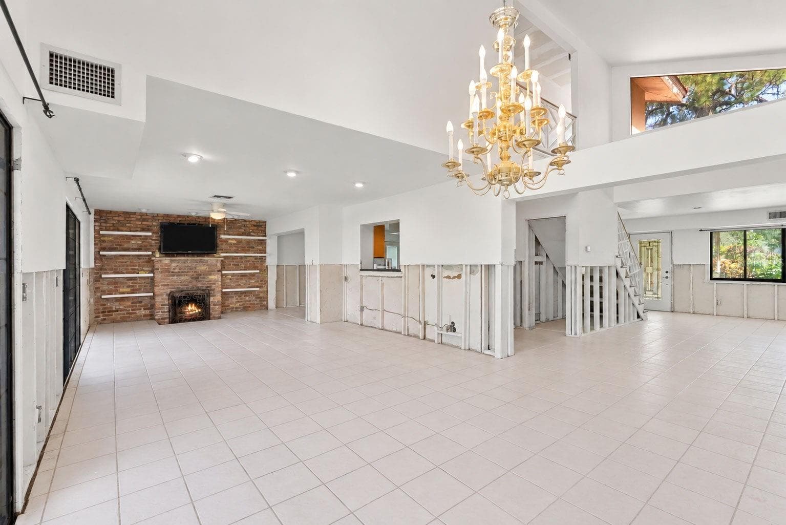 Single Family Residence at 600 SHORE DR E, OLDSMAR, photo 24 of 56