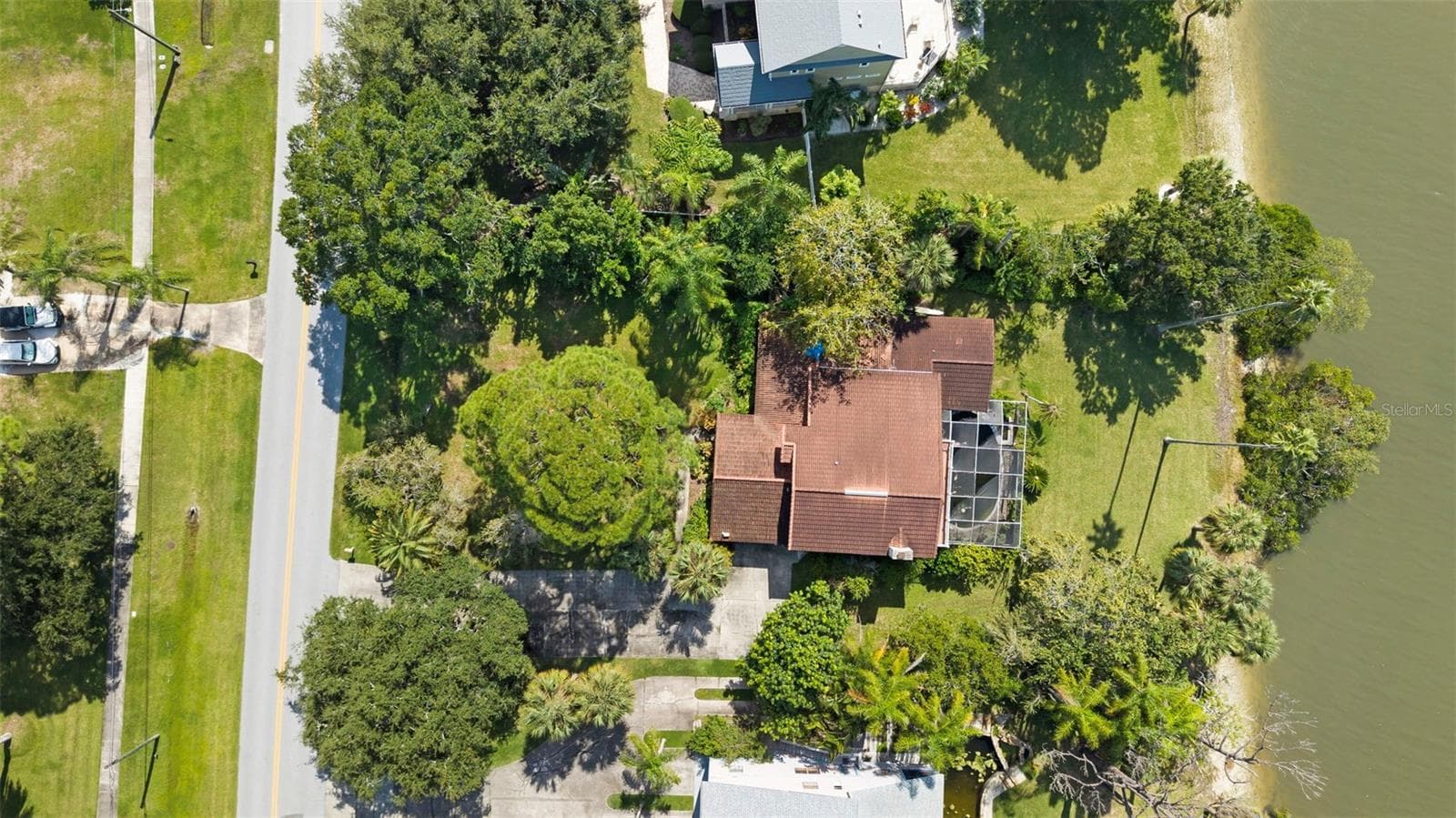 Single Family Residence at 600 SHORE DR E, OLDSMAR, photo 48 of 56