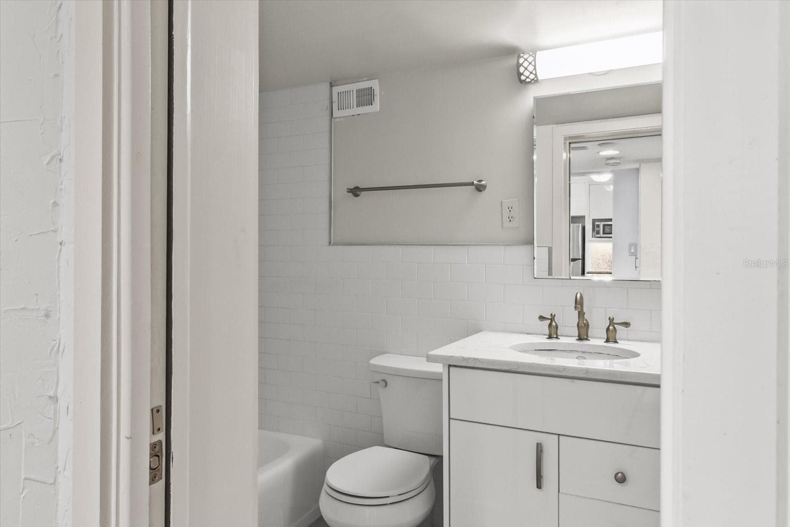Condominium at 33 S GULFSTREAM AVE #307, SARASOTA, photo 24 of 24