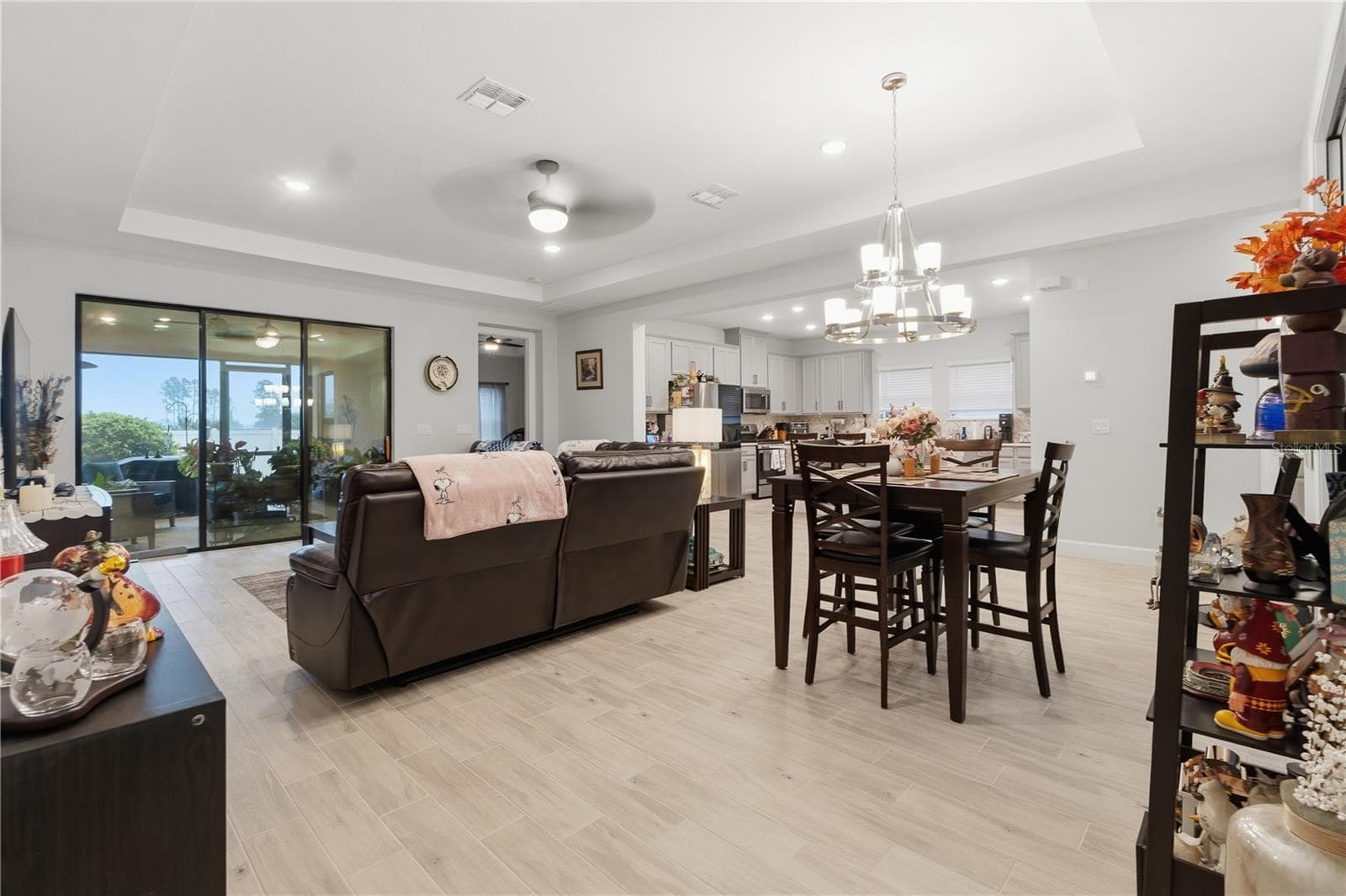Single Family Residence at 959 BRAEWOOD DR, CLERMONT, photo 8 of 32