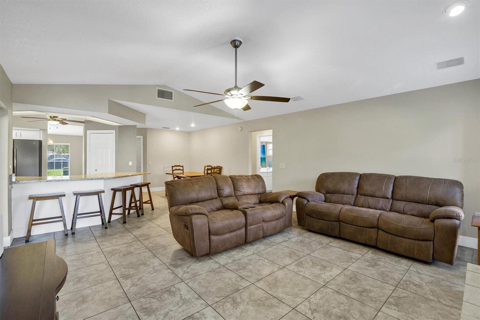Single Family Residence at 302 N WEBB RD, PLANT CITY, photo 17 of 49