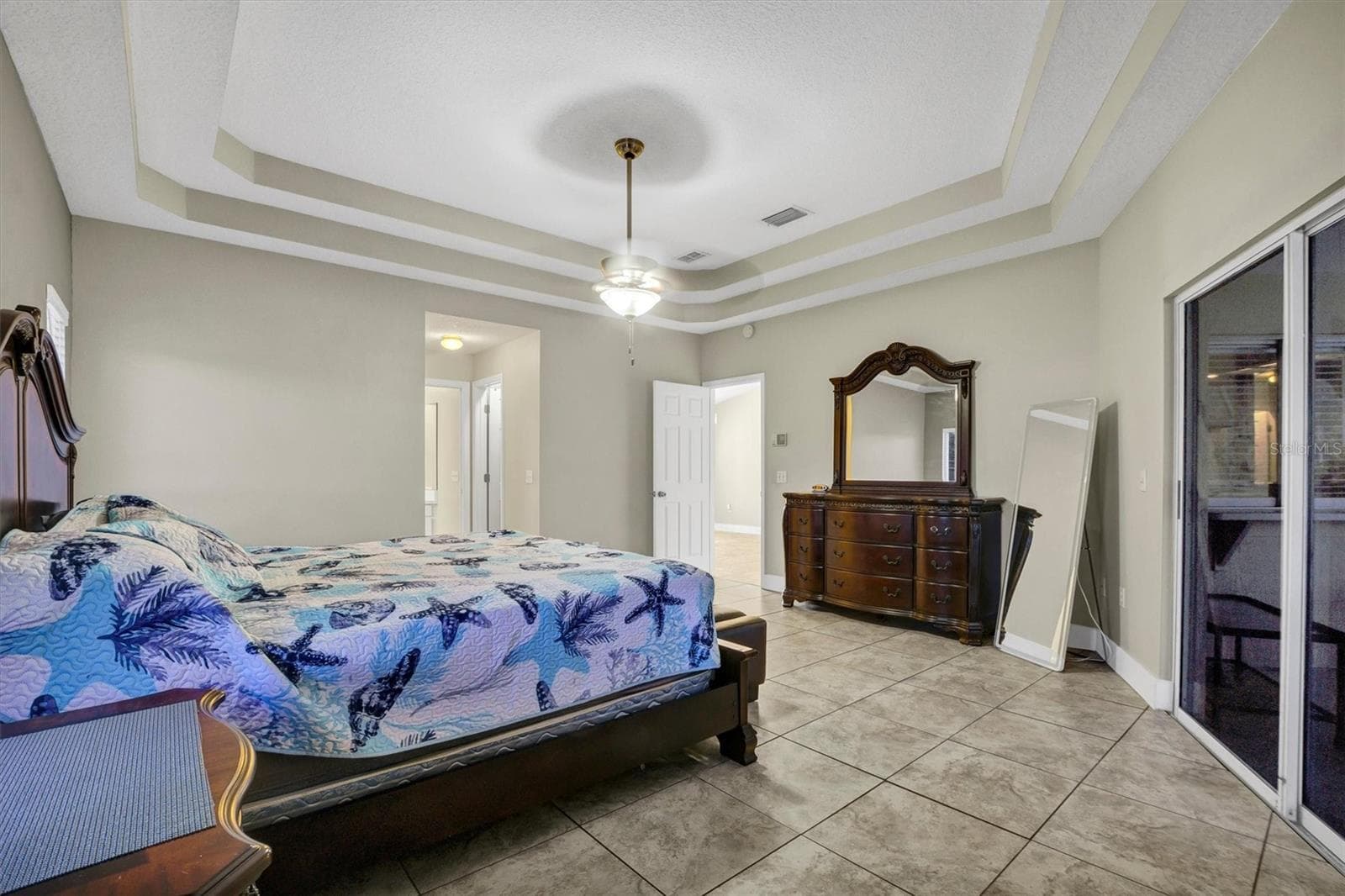 Single Family Residence at 302 N WEBB RD, PLANT CITY, photo 19 of 49