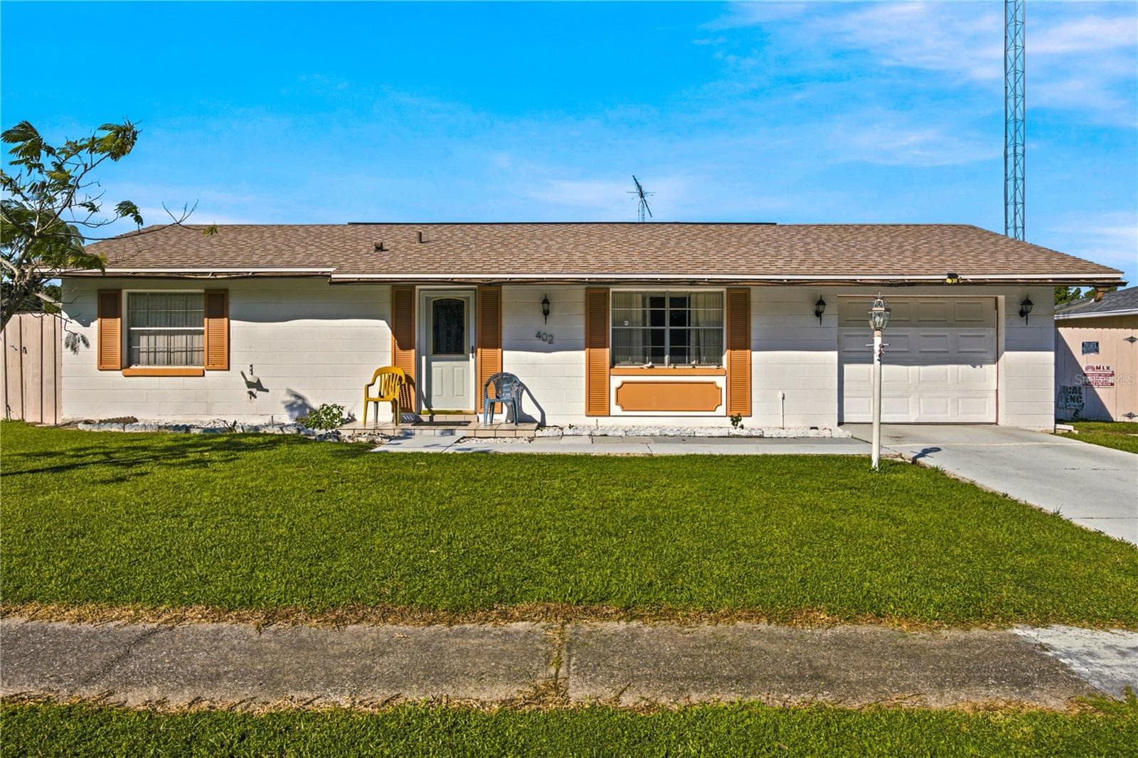 Single Family Residence at 402 MARION OAKS DR, OCALA, photo 4 of 24