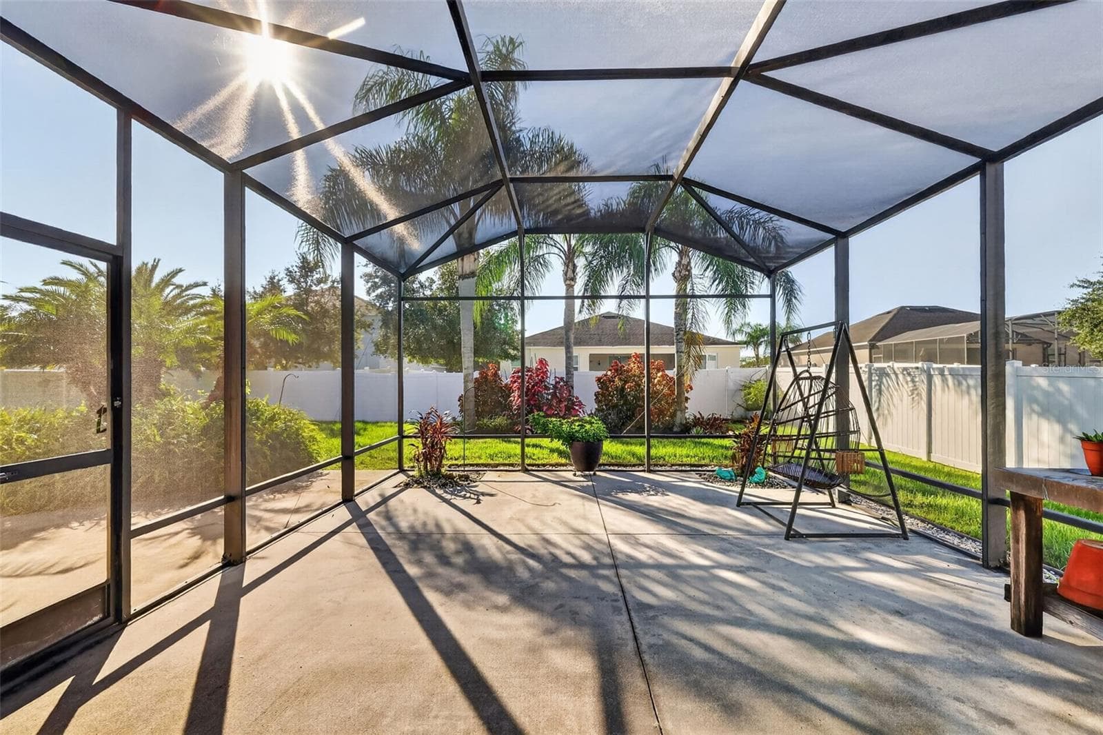 Single Family Residence at 4913 ROYCE DR, MOUNT DORA, photo 34 of 47