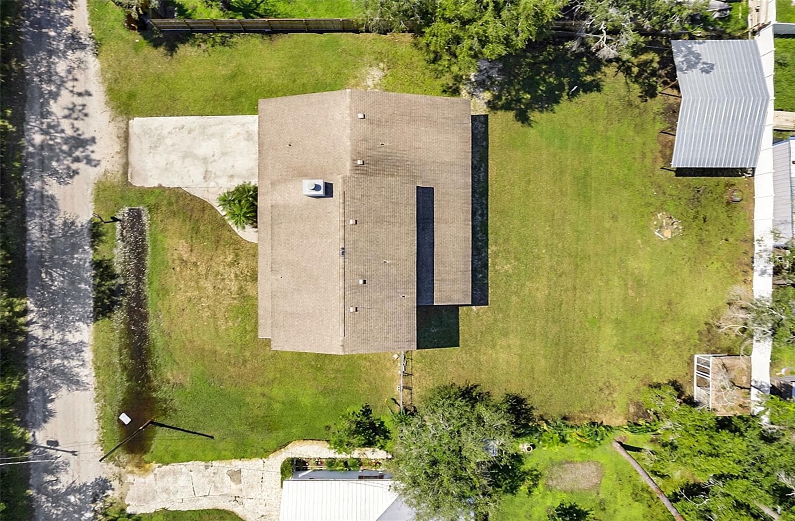 Single Family Residence at 3254 ELLIOTT ST, VENICE, photo 5 of 46