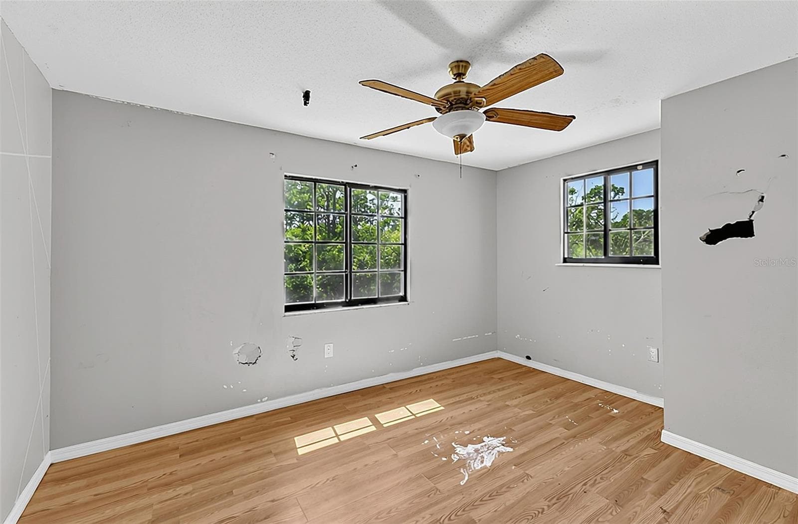 Single Family Residence at 3254 ELLIOTT ST, VENICE, photo 32 of 46