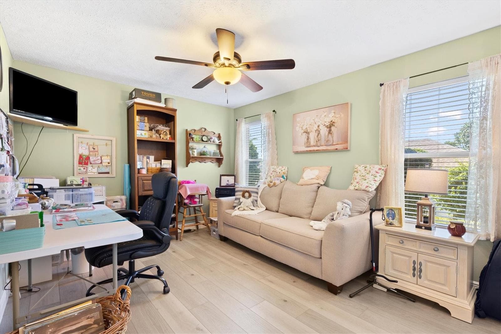 Second bedroom currently used as a craft room. - 17432 SE 112TH CT, SUMMERFIELD