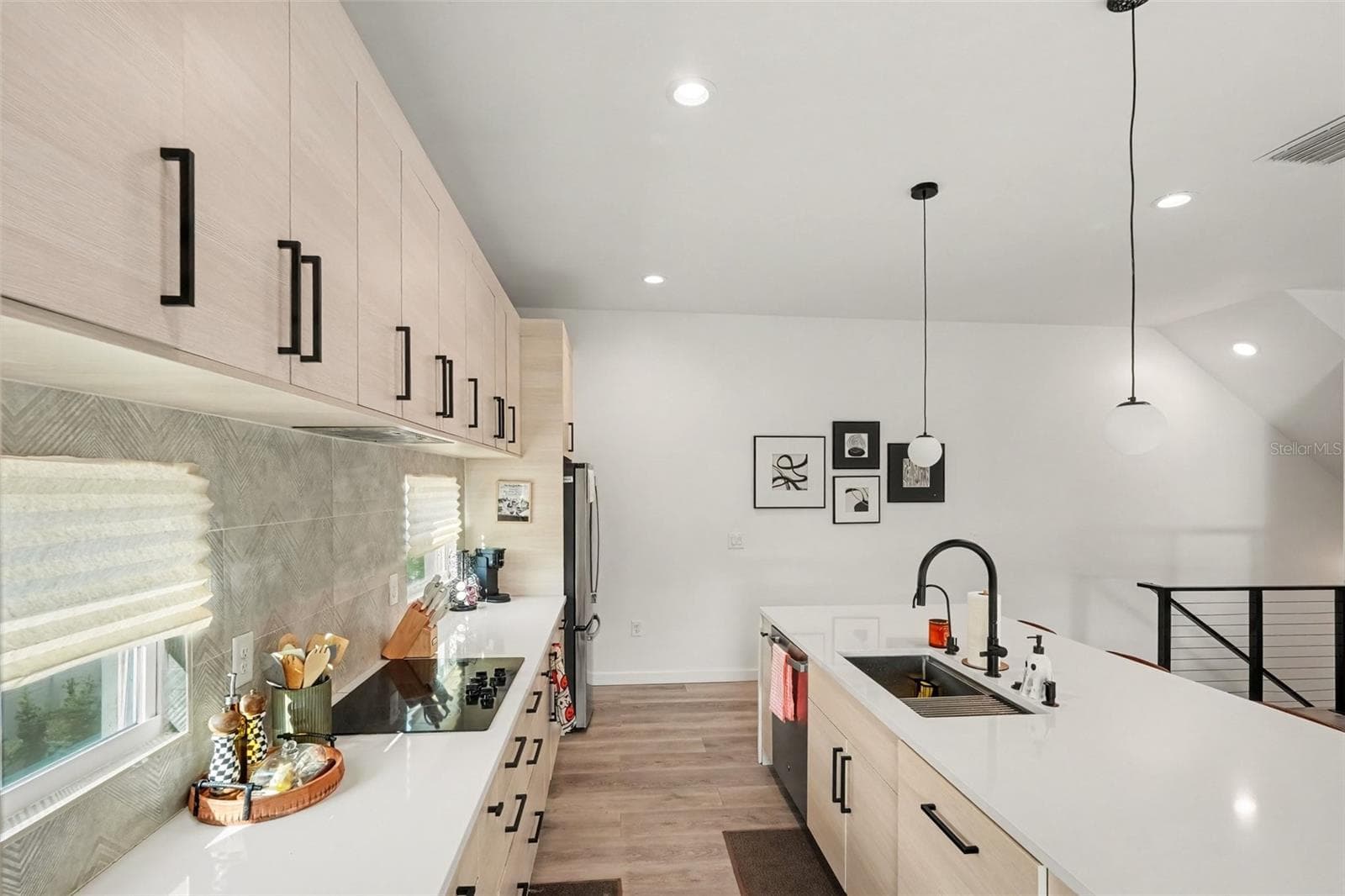 2nd Floor Kitchen - 102 W ADALEE ST #1, TAMPA