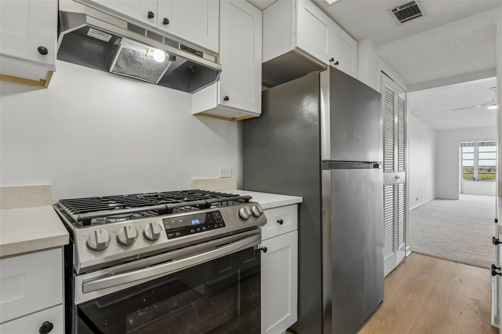 Condominium at 1847 SHORE CREST DR #710, SOUTH PASADENA, photo 17 of 26