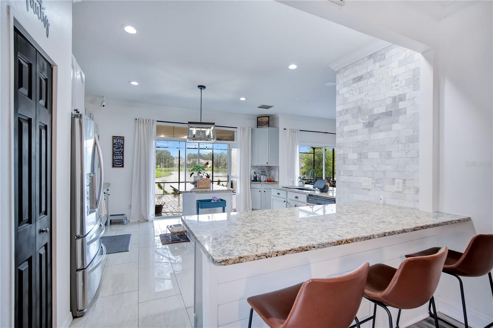 Single Family Residence at 389 LAKEPARK TRL, OVIEDO, photo 11 of 45
