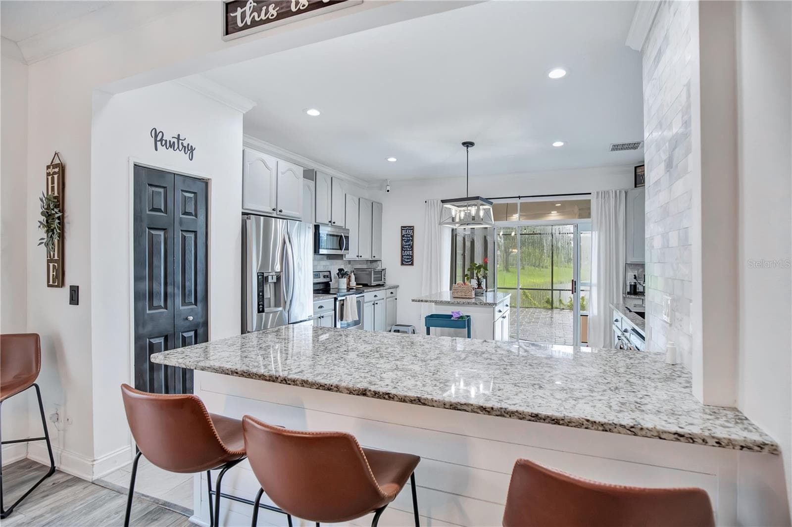 Single Family Residence at 389 LAKEPARK TRL, OVIEDO, photo 12 of 45