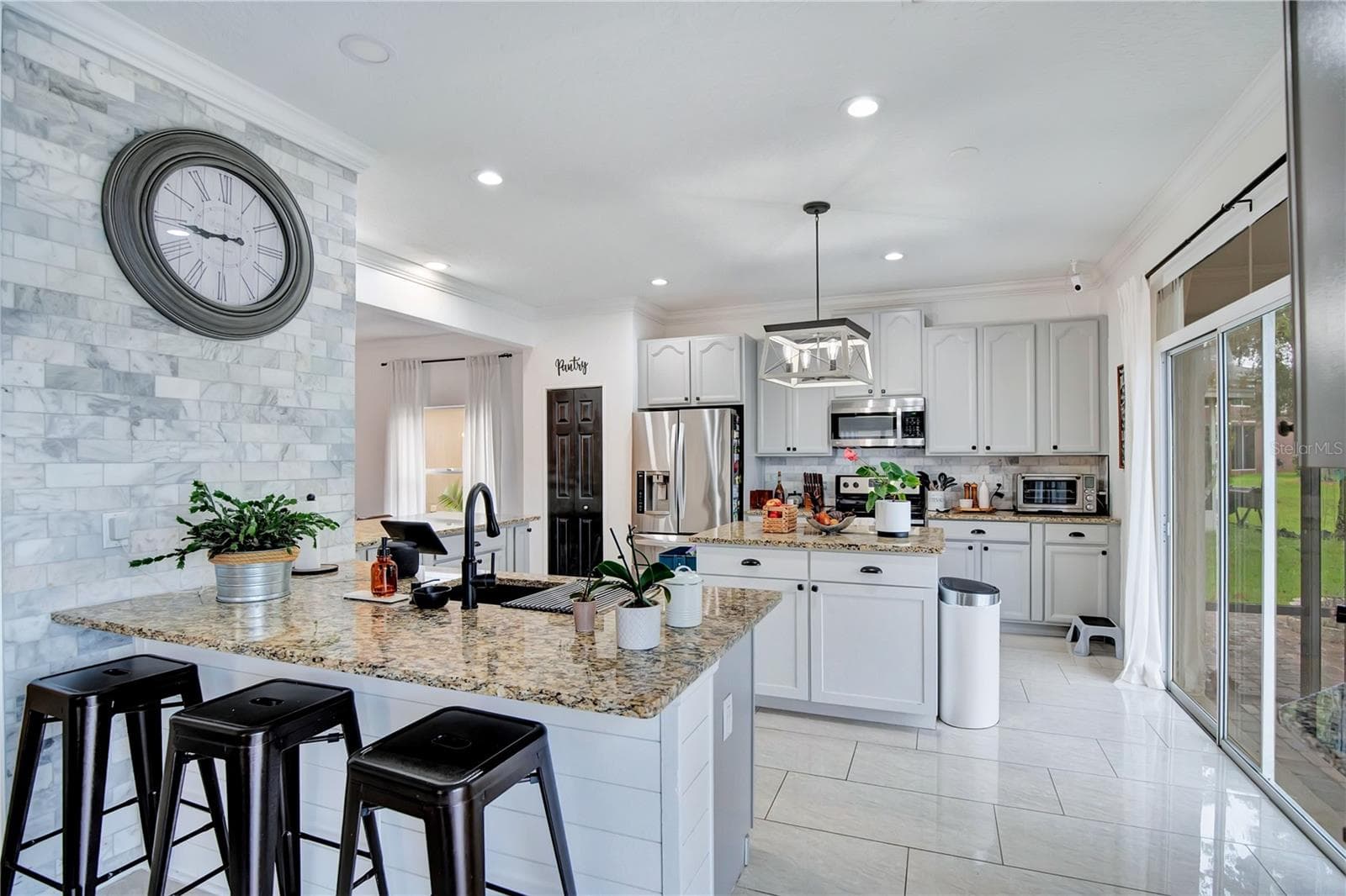 Single Family Residence at 389 LAKEPARK TRL, OVIEDO, photo 14 of 45