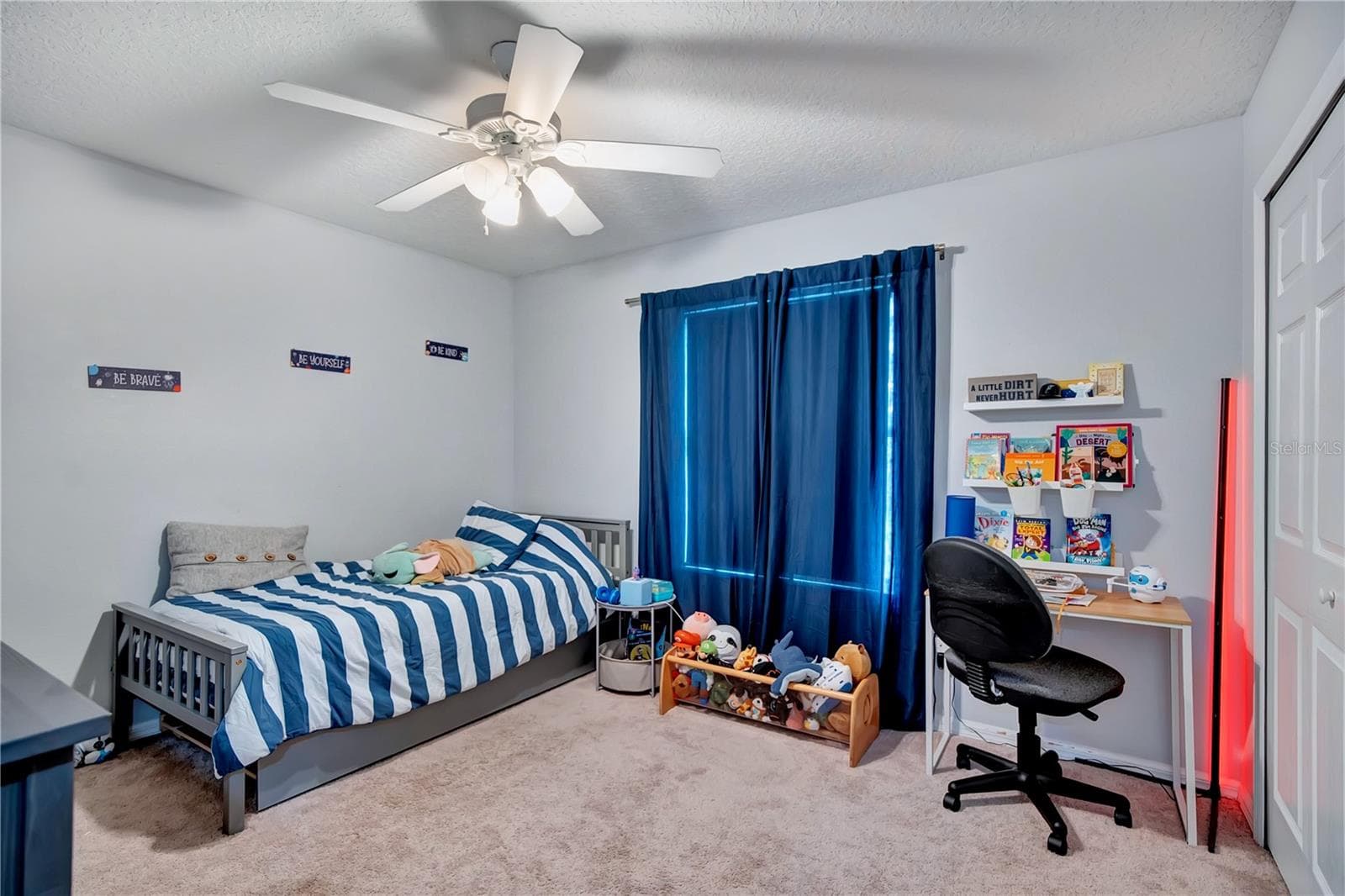 Single Family Residence at 389 LAKEPARK TRL, OVIEDO, photo 26 of 45