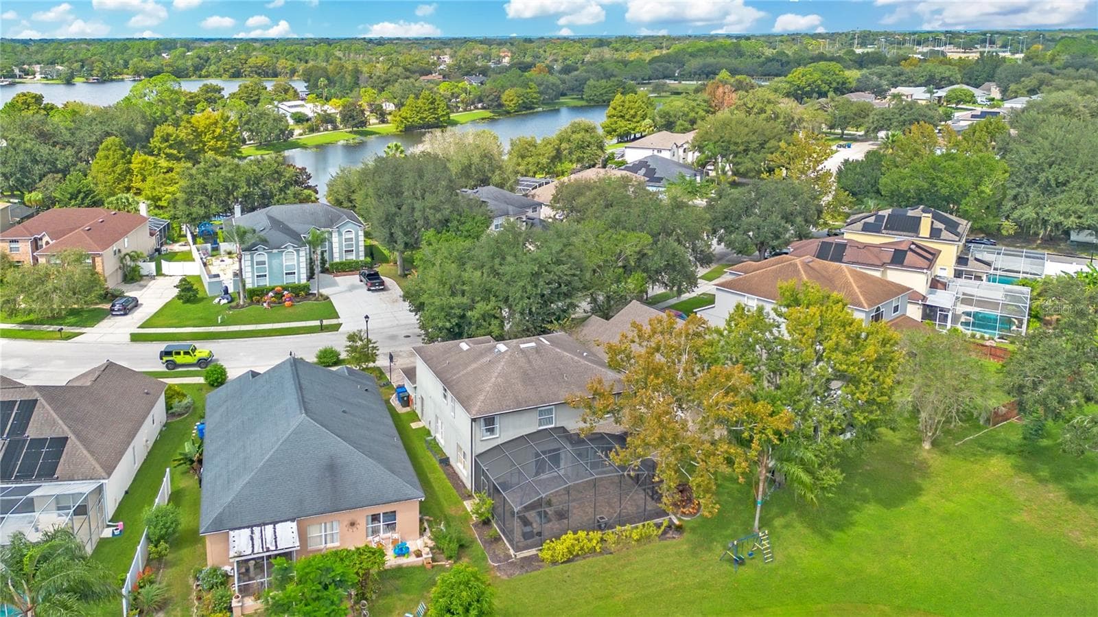 Single Family Residence at 389 LAKEPARK TRL, OVIEDO, photo 42 of 45