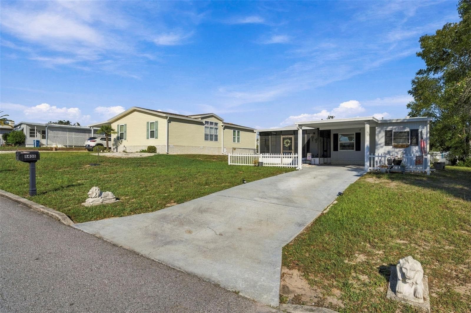 Manufactured Home at 8408 FLEETWAY AVE, BROOKSVILLE, photo 6 of 73