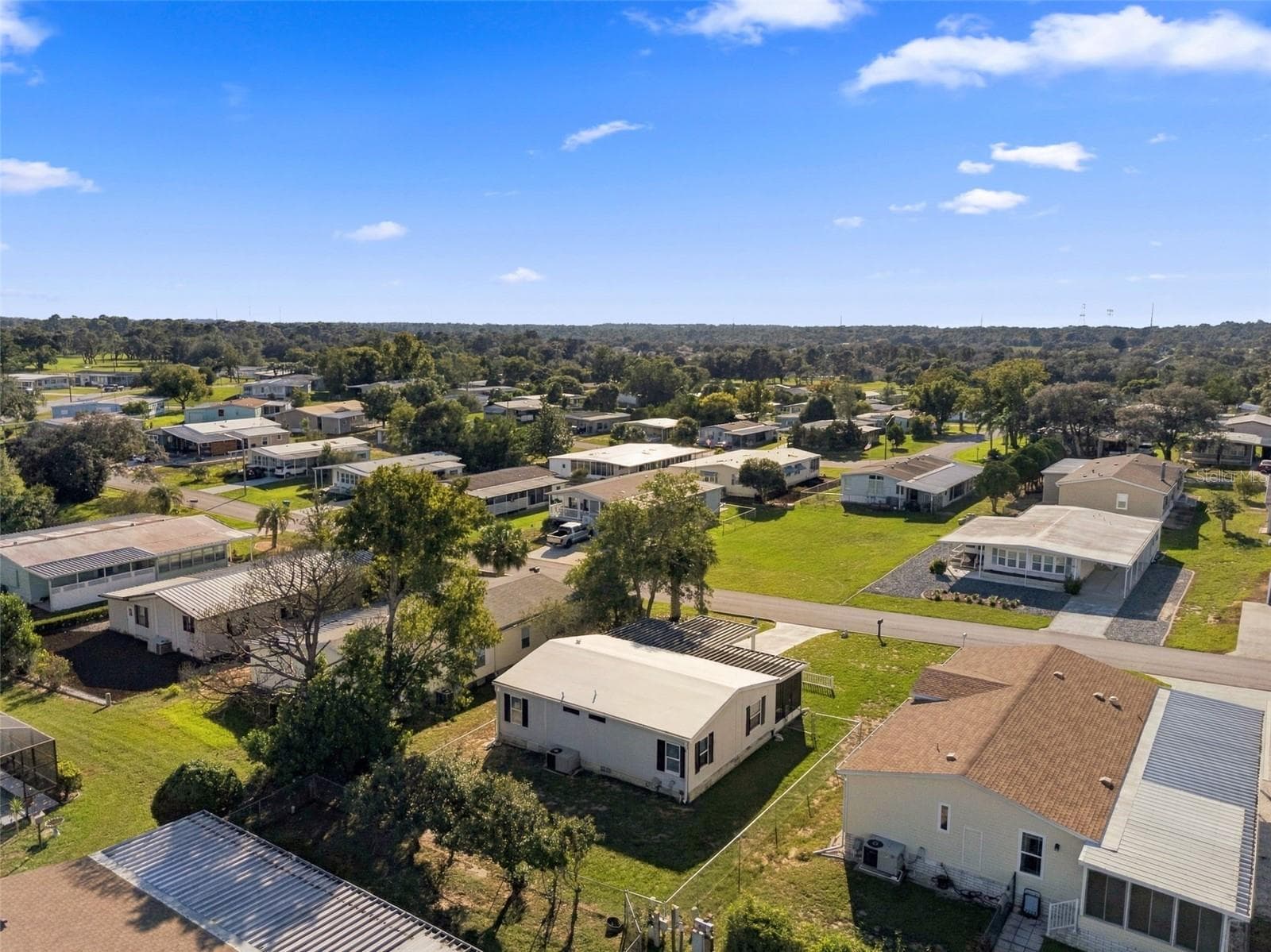 Manufactured Home at 8408 FLEETWAY AVE, BROOKSVILLE, photo 53 of 73