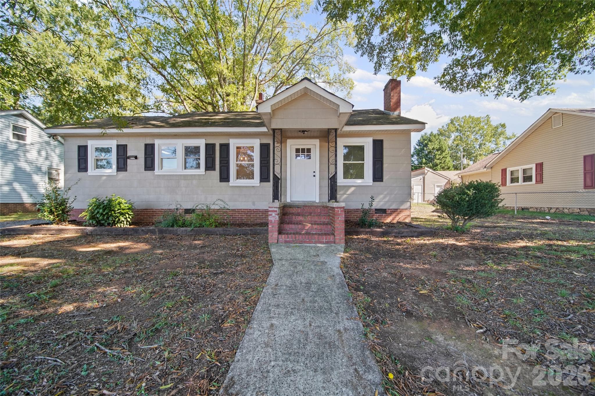 215 Arey Avenue