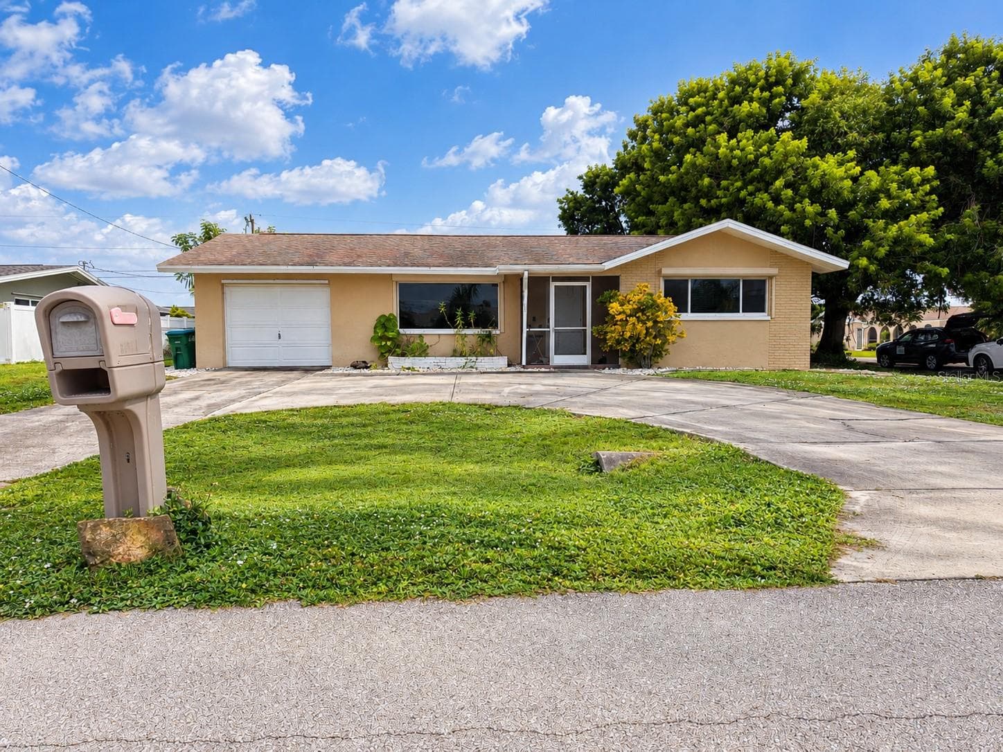Single Family Residence at CAPE CORAL, CAPE CORAL, photo 35 of 42