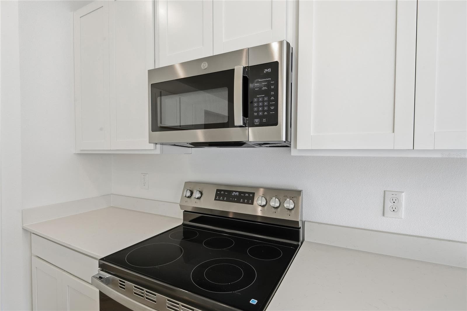 Single Family Residence at 6028 SW 64TH TER, OCALA, photo 5 of 23