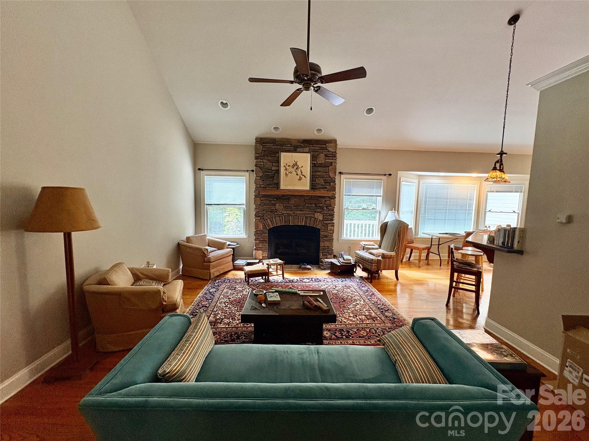 Single Family Residence at 502 Pace Road, Hendersonville, photo 4 of 40
