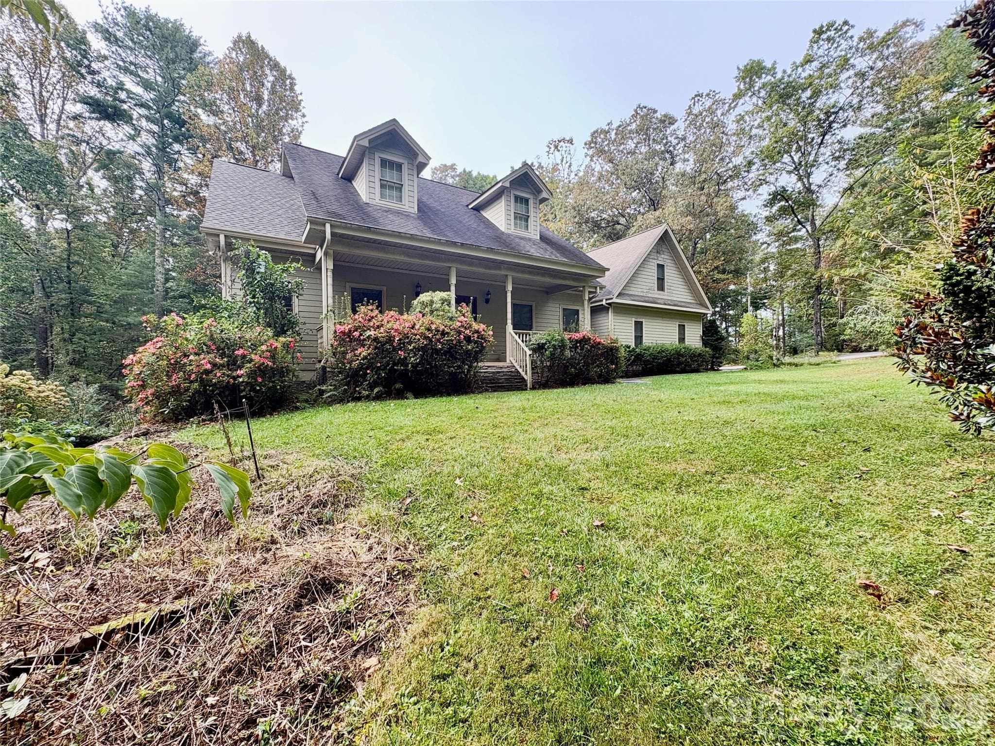 Single Family Residence at 502 Pace Road, Hendersonville, photo 37 of 40