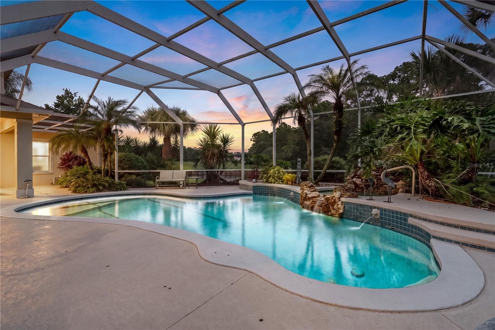 Pool-Additional View - 1025 W HAMPSTEAD LANE LN, ORMOND BEACH