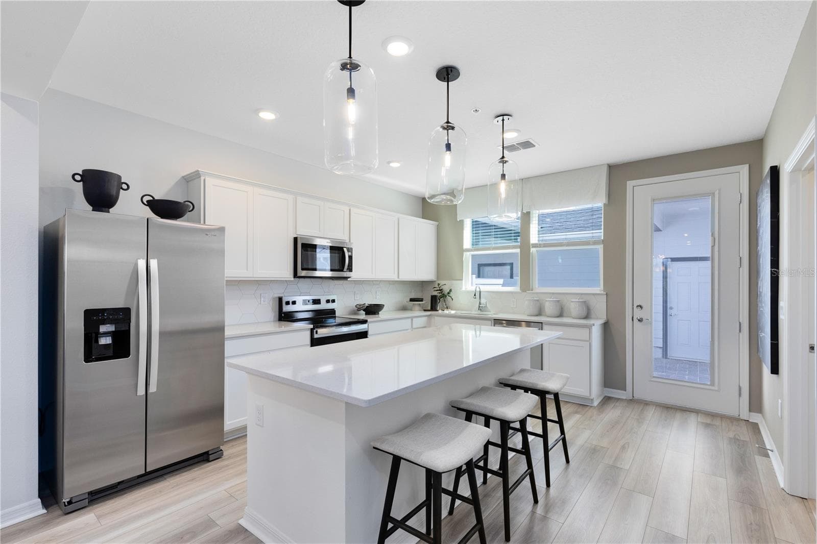 Model Home Design Only. Pictures and furnishings are for illustrative purposes only. Elevations, colors and options may vary. Furniture is for model home staging only. - 4548 ORCHARD VIEW ALLEY, CLERMONT