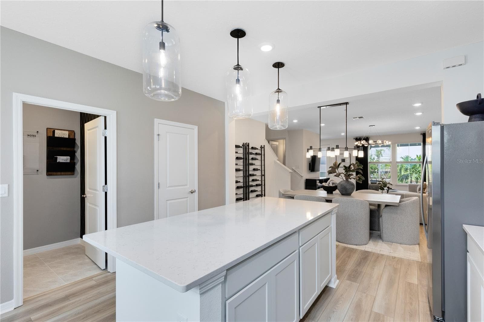 Model Home Design Only. Pictures and furnishings are for illustrative purposes only. Elevations, colors and options may vary. Furniture is for model home staging only. - 4548 ORCHARD VIEW ALLEY, CLERMONT