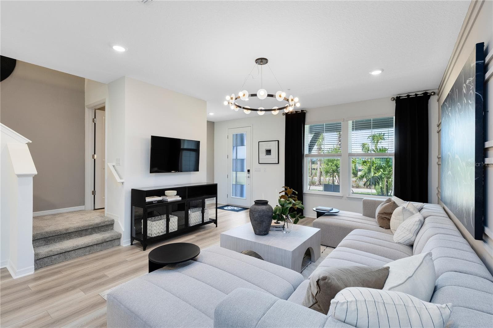 Model Home Design Only. Pictures and furnishings are for illustrative purposes only. Elevations, colors and options may vary. Furniture is for model home staging only. - 4548 ORCHARD VIEW ALLEY, CLERMONT