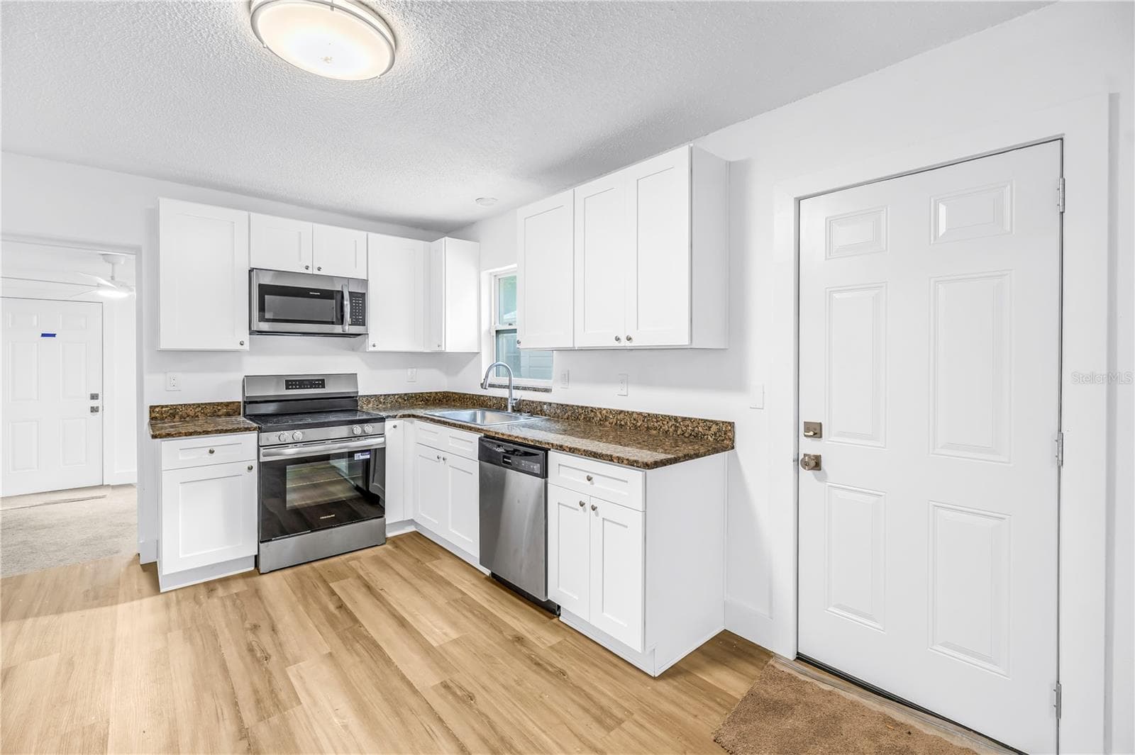 Single Family Residence at 1306 E NEW ORLEANS AVE, TAMPA, photo 23 of 46