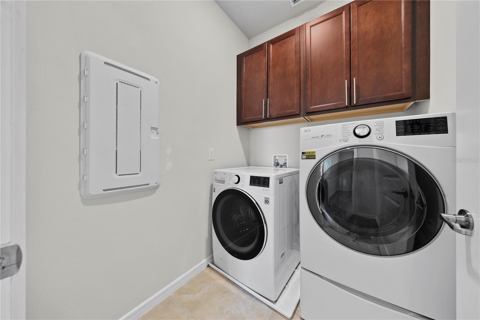 Single Family Residence at 6127 SW 93RD CIR, OCALA, photo 25 of 43