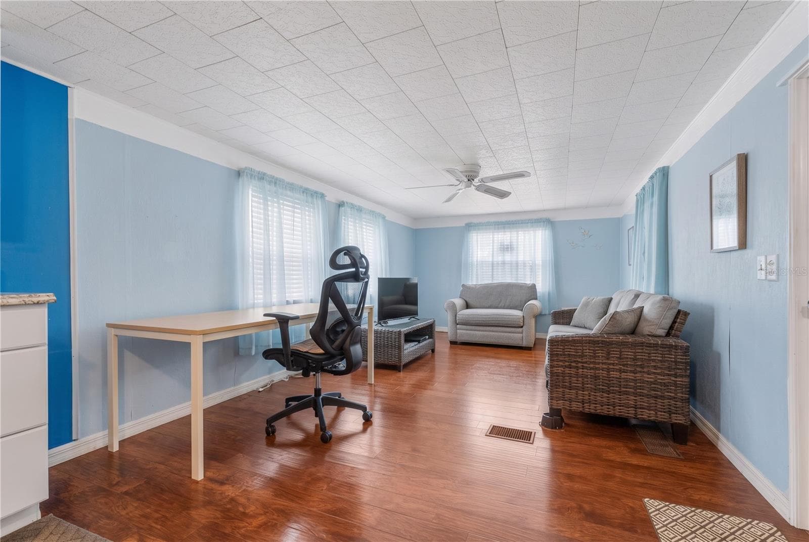 Living Room - 5316 53RD AVE E #Q11, BRADENTON