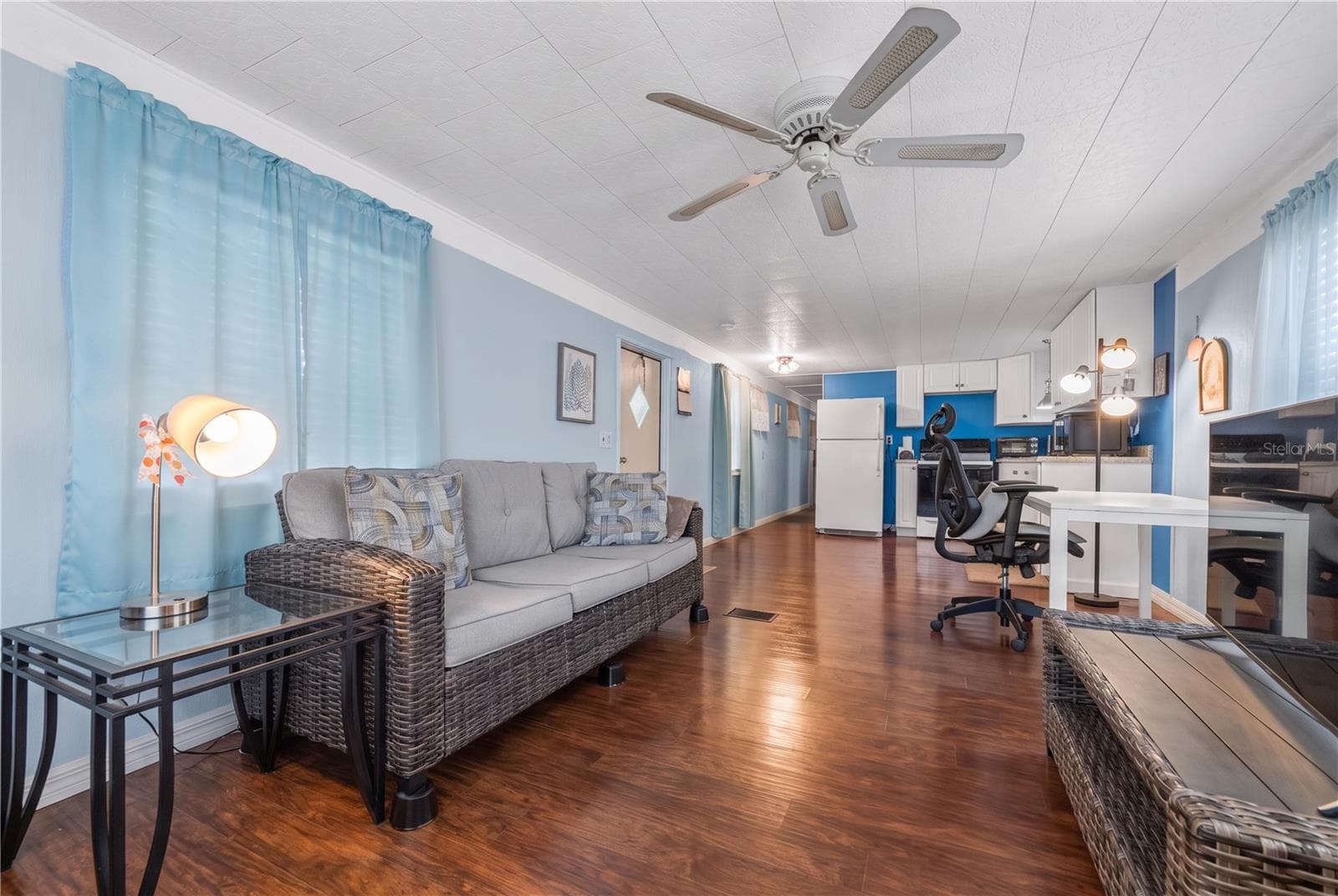 Living Room - 5316 53RD AVE E #Q11, BRADENTON