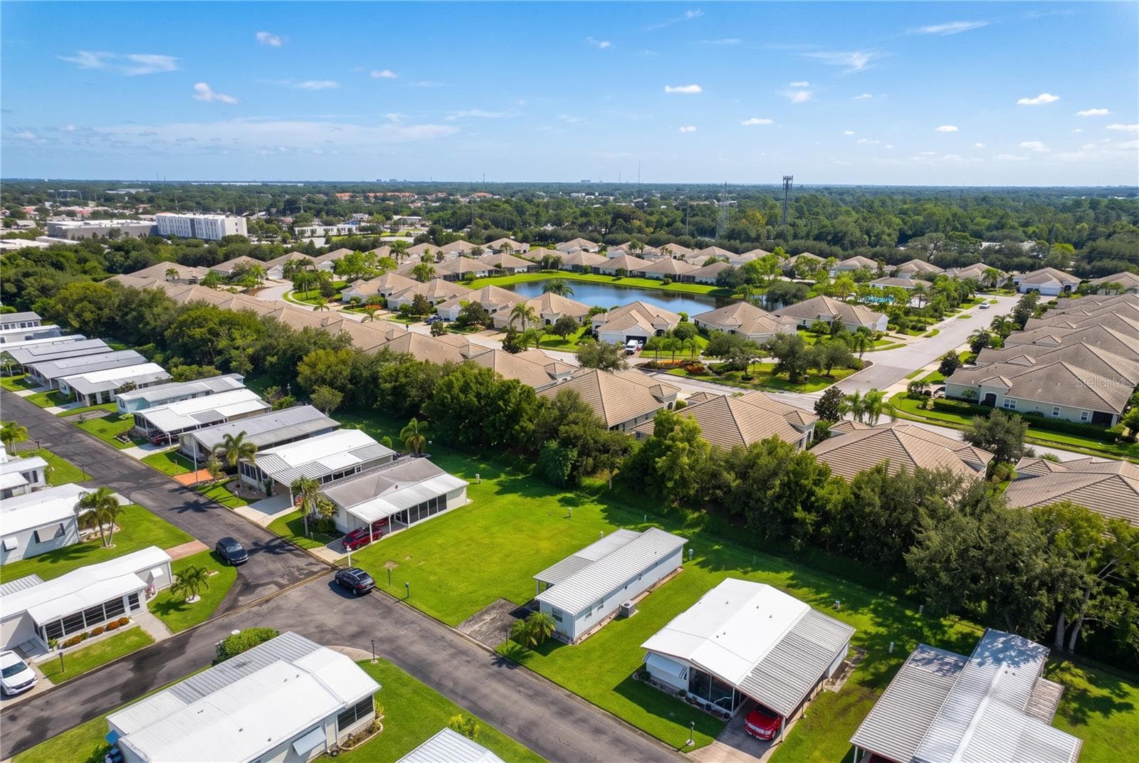 Manufactured Home at 5316 53RD AVE E #Q11, BRADENTON, photo 39 of 45