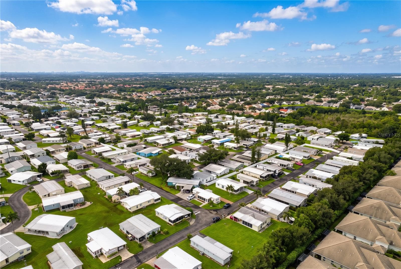 Manufactured Home at 5316 53RD AVE E #Q11, BRADENTON, photo 40 of 45