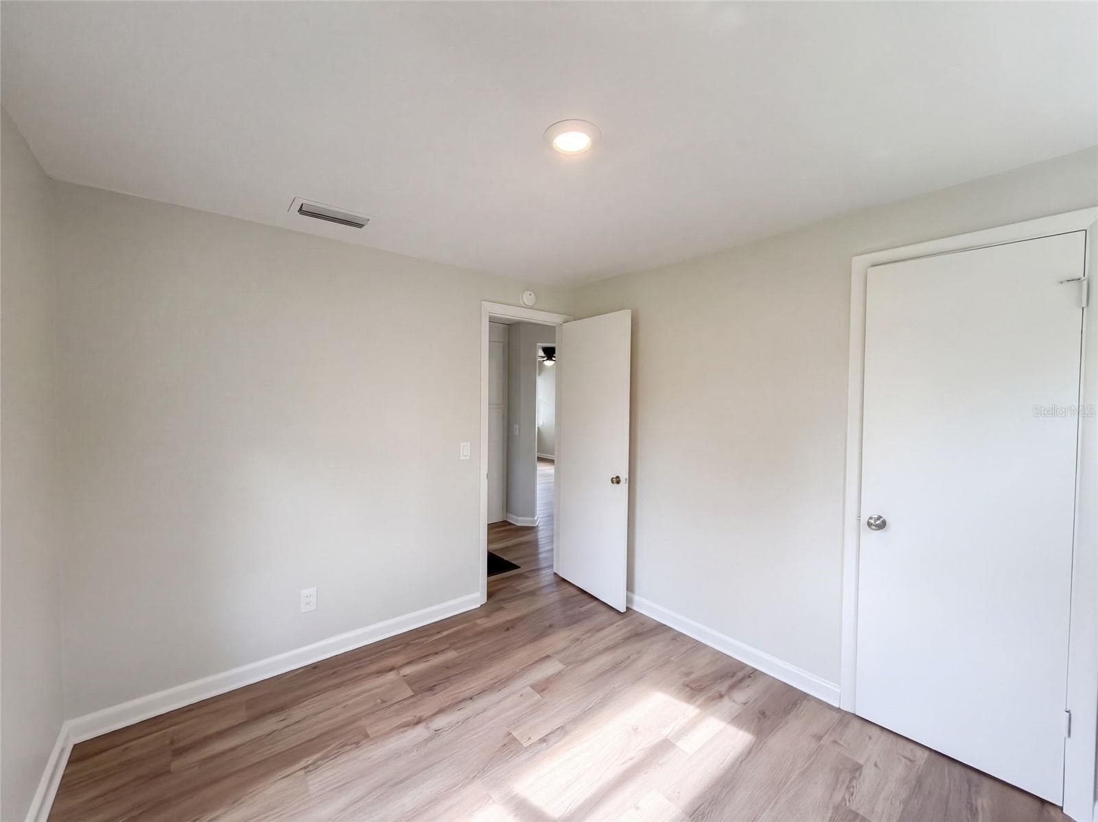 Single Family Residence at 1609 OLD DAYTONA RD, DELAND, photo 9 of 16