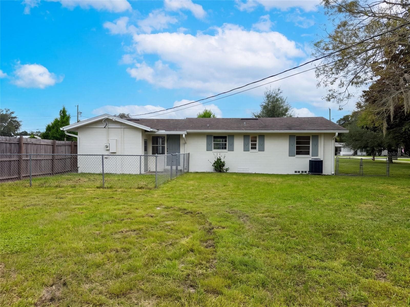 Single Family Residence at 1609 OLD DAYTONA RD, DELAND, photo 14 of 16