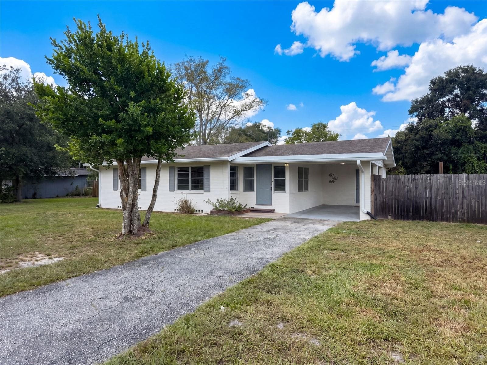 Single Family Residence at 1609 OLD DAYTONA RD, DELAND, photo 15 of 16